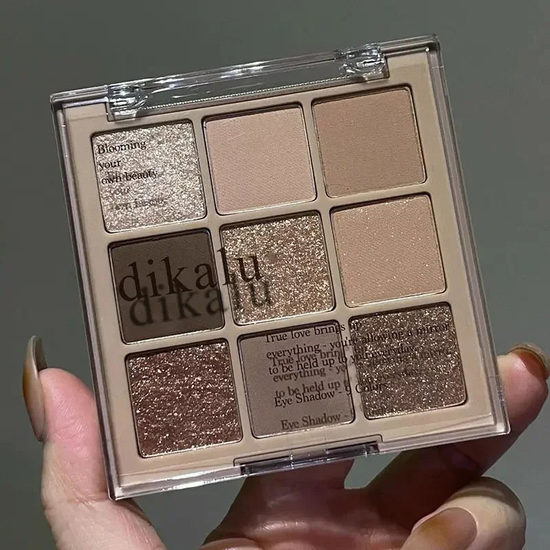 Paleta de Sombras Brilhantes - 9 Cores Peroladas e Encantadoras